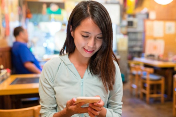 15日发布的多闪、马桶MT、聊天宝，哪个好用？你如何看待这几个软件？